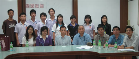 马大、博大和理大华文学会拜访教总、董总大合照 马大、博大和理大华文学会拜访教总、董总大合照