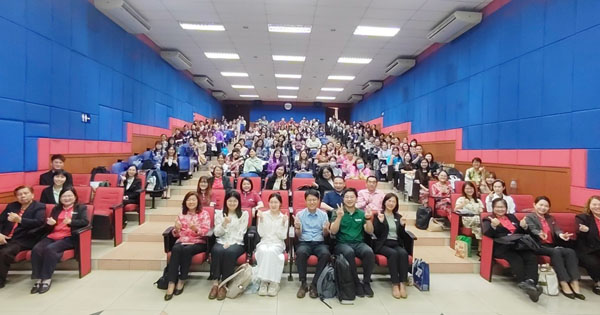 “江苏省名师巡讲”活动圆满落幕  